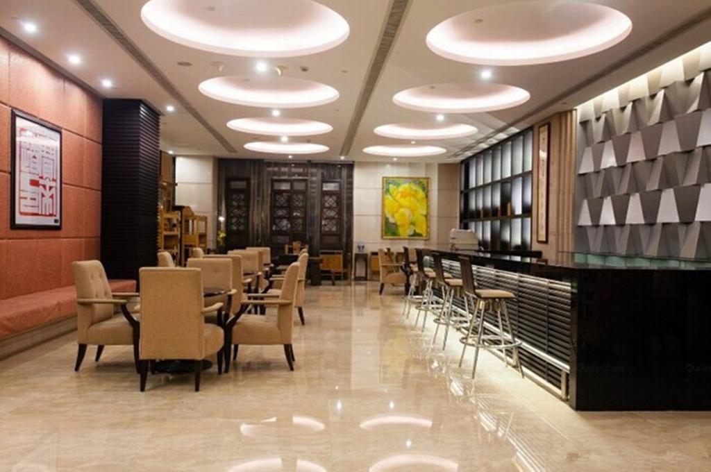 Tienyow Grand Hotel Haikou  Exterior photo